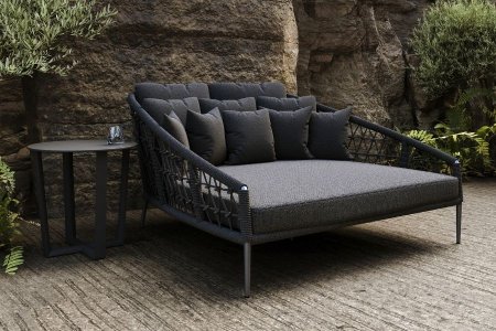 Royal Daybed - FABCO Outdoor Living