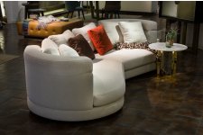 Halfmoon sofa 