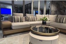 Lora Köşe Takımı