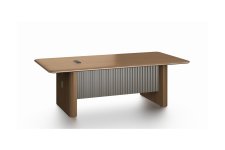 Verona Toplantı Masası